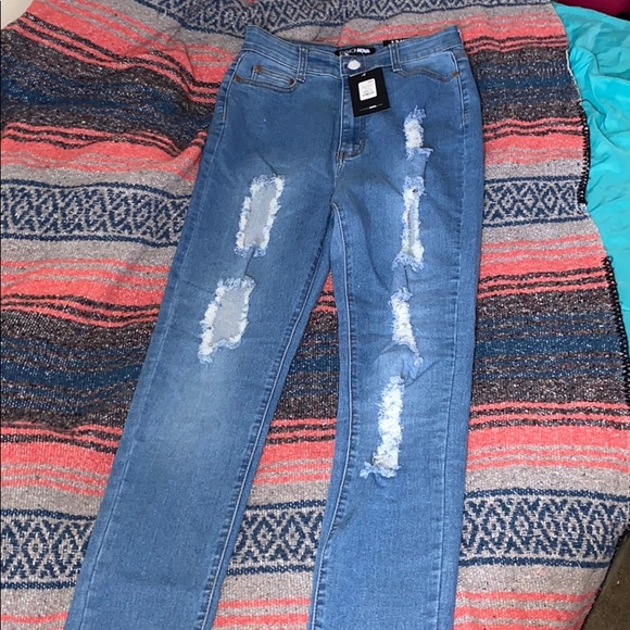 catty distressed skinny jeans